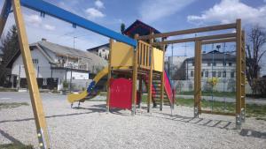 IGRIŠČE MASLJEVA 2